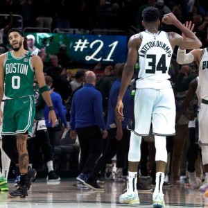 天天盈球在线-“字母哥”展现全面进攻技巧，用力量和智慧打垮绿军